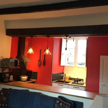 Papilio Bed & Breakfast Montauban-de-Luchon Bagian luar foto